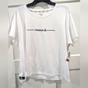 NWT! Redbox Fitness Long Crop shirt - Women's Size L